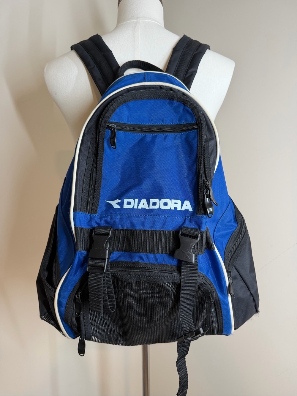 Diadora Squadra Blue Black Sport Backpack Soccer Volleyball Basketball Bag